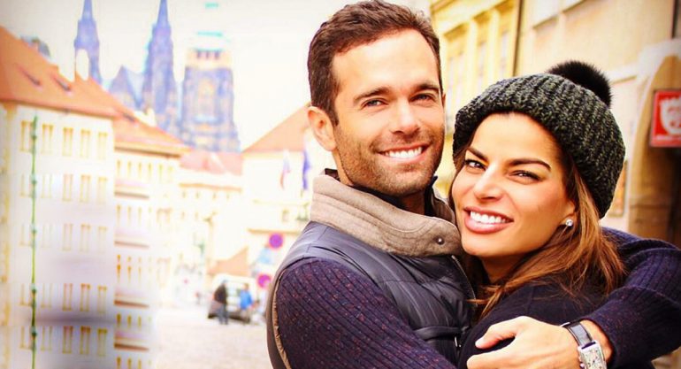 Alejandro Amaya y Bárbara Coppel felices por ser papás