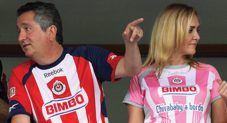 Angélica Fuentes se queda con el control de Grupo Chivas