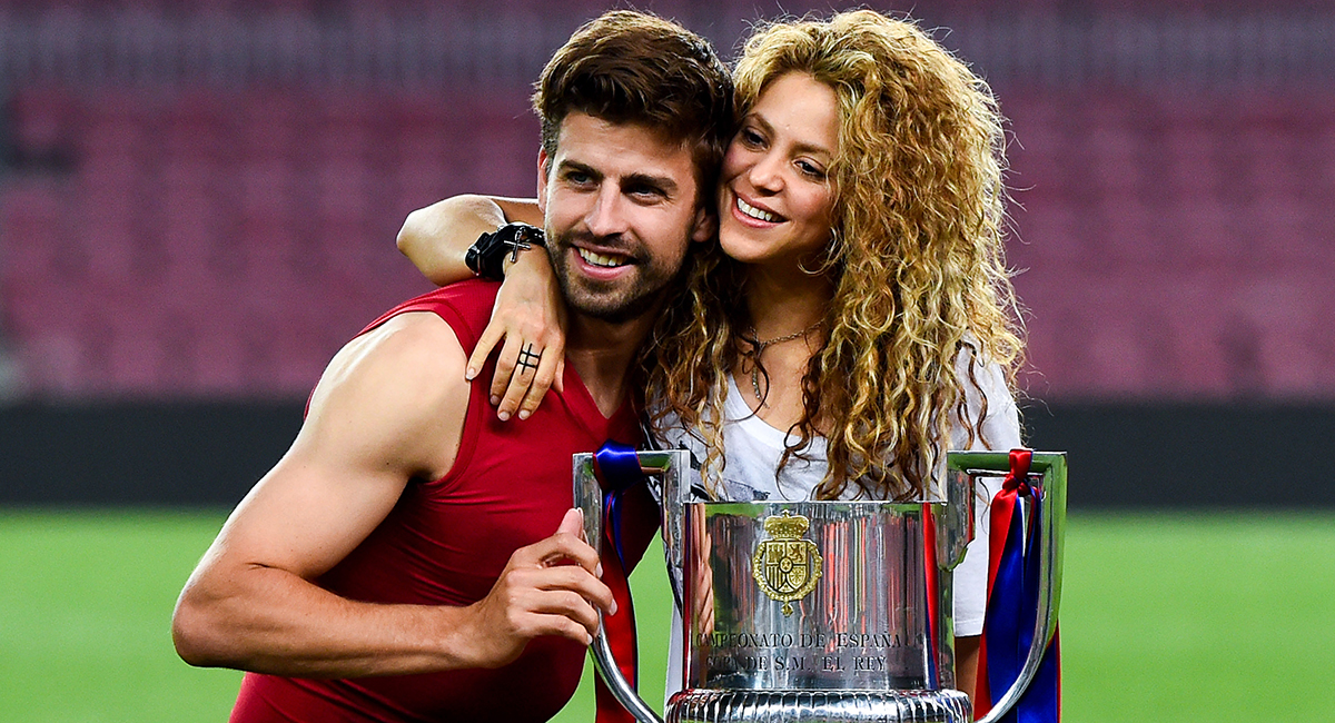 Atacan a Shakira y Gerard Pique durante partido del Barça