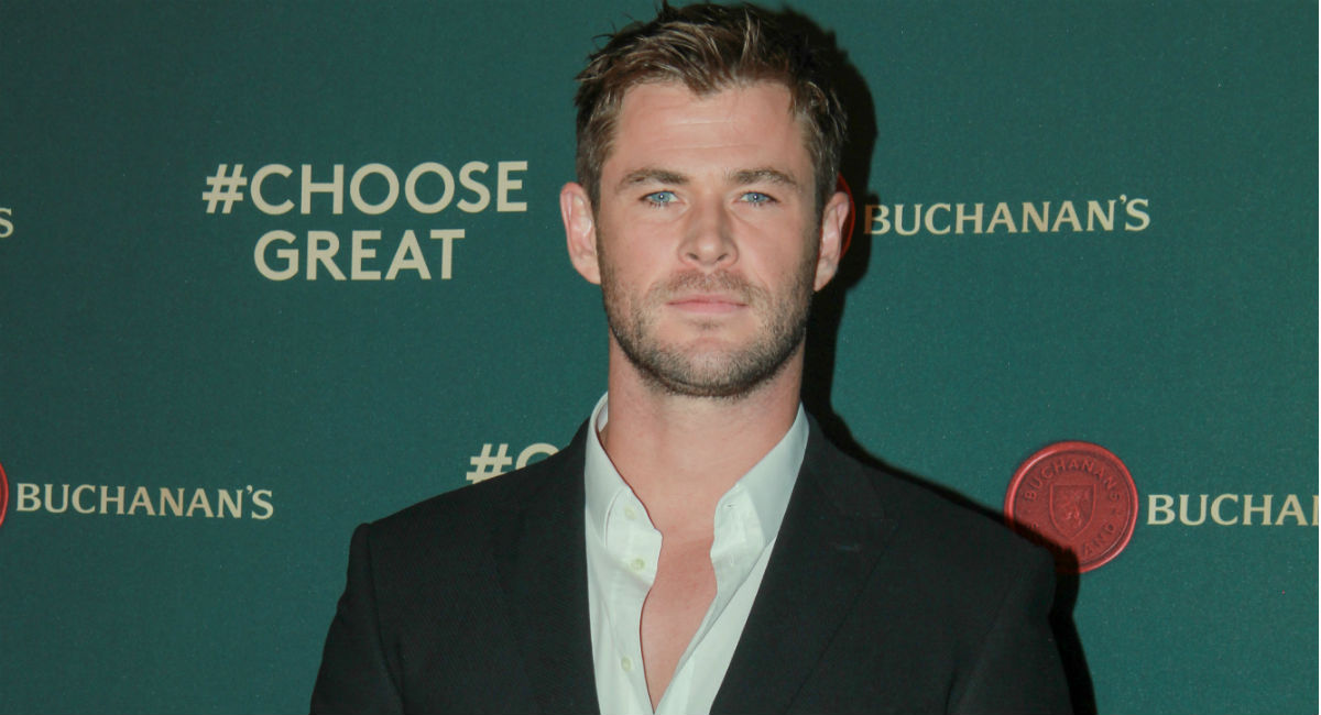 Chris Hemsworth en la red carpet de Choose Great de Buchanan?s ...