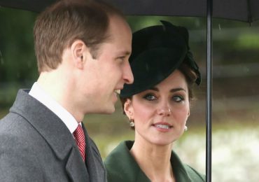 El príncipe Guillermo y Kate Middleton en la tradicional misa navideña