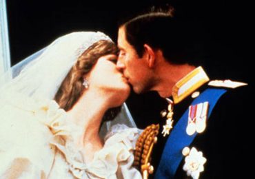 El regalo del príncipe Carlos a su ex días antes de su boda con Diana