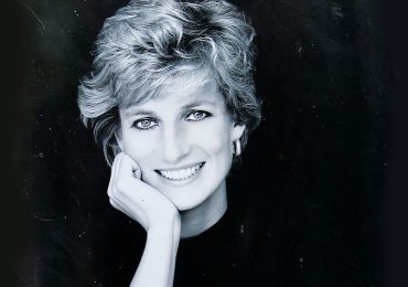 Exhiben vestidos emblemáticos de Lady Di