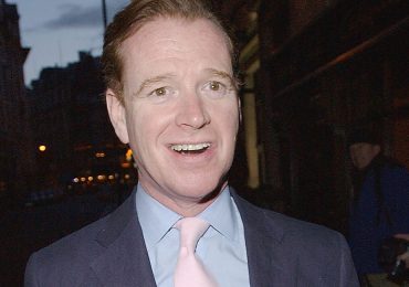 James Hewitt vender? supuestas cartas de amor de Lady Di