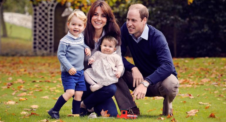 La postal Navideña de los Duques de Cambridge y sus hijos