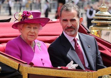 La reina Isabel recibe a los Reyes de España en Londres