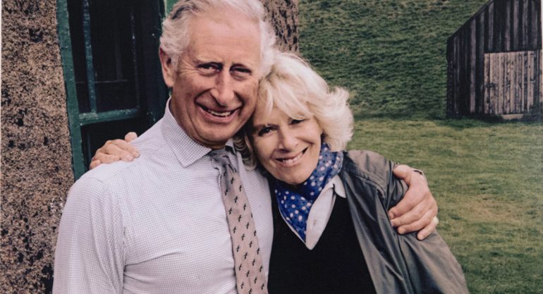 La tierna tarjeta navideña de Carlos y Camila de Gales