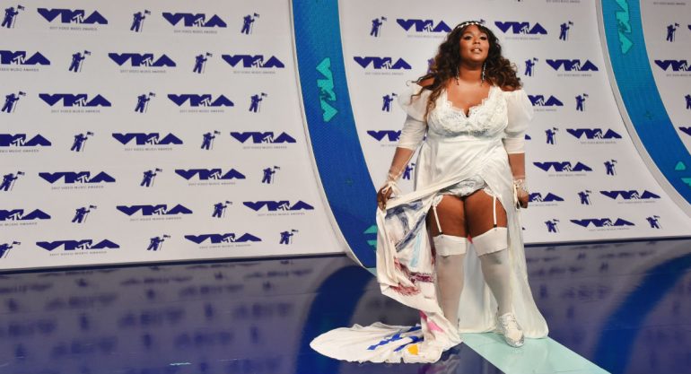 Las 10 peores vestidas de los VMAs 2017