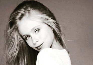 Loreto Peralta: la niña que ha conquistado con su carisma