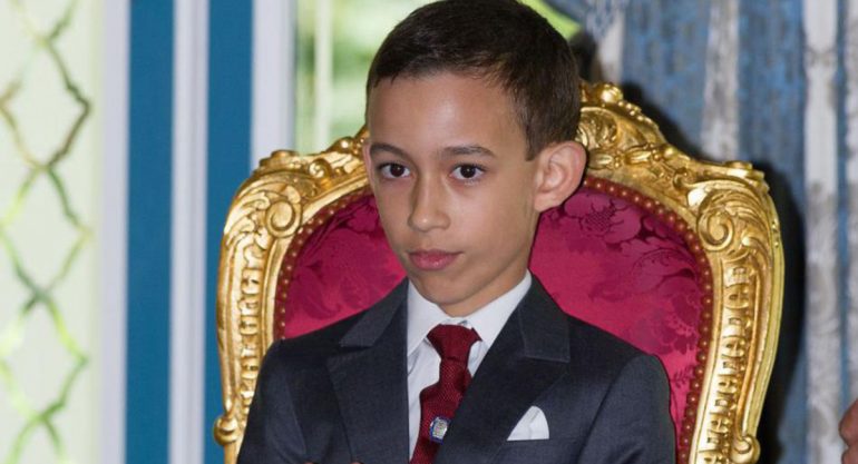 Príncipe de Marruecos rompe protocolo