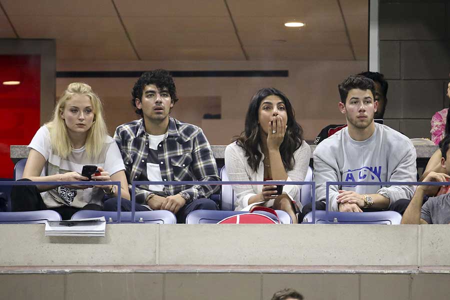 Sophie Turner, Joe Jonas, Nick Jonas, Priyanka Chopra