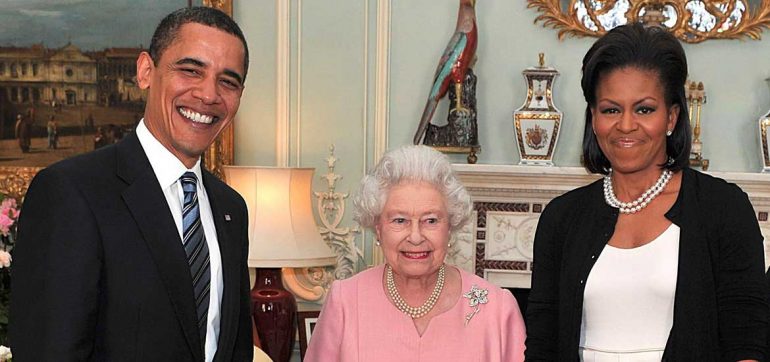 Michelle Obama, Reina Isabel II y Barack Obama