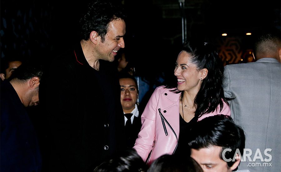 Bárbara Mori y Fernando Rovzar