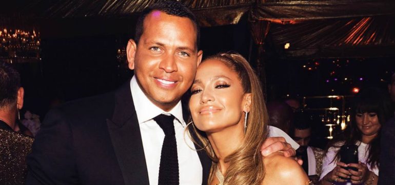 Alex Rodriguez y Jlo adoptan una mascota