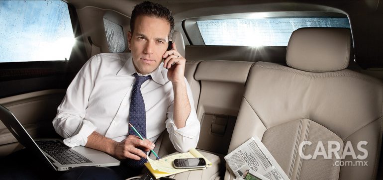 Carlos Loret de Mola