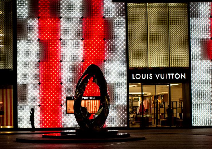 MATERIA - Louis Vuitton Artz, store like a sculpture for the urban scale