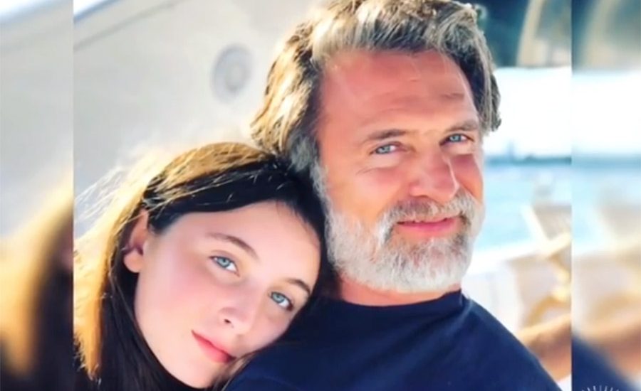 La cumpleañera no quiso quedarse atrás y compartió en sus stories una imagen donde se ve un delicioso pastel feliz celebrando su cumple