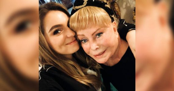 Muere abuelita de Sofía castro