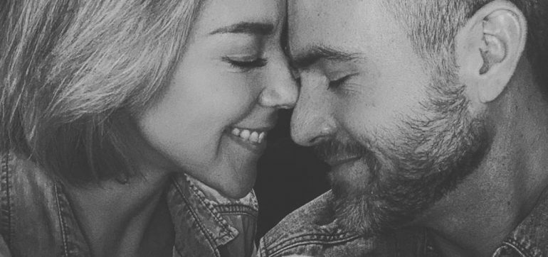 Fernanda Castillo se compromete con Erik Heyser