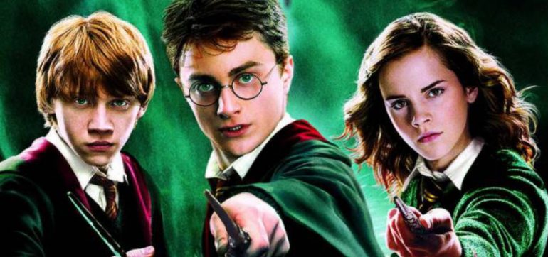Harry potter narrada por famosos