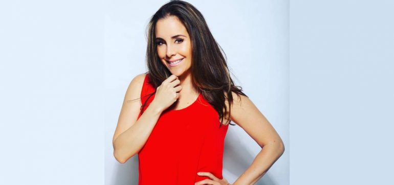 Karime Lozano y sus hijos adoptivos