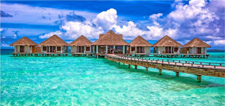 pareja queda varada islas maldivas