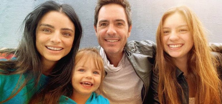 Aislinn Derbez celebra el Dia del Padre a Mauricio Ochmann
