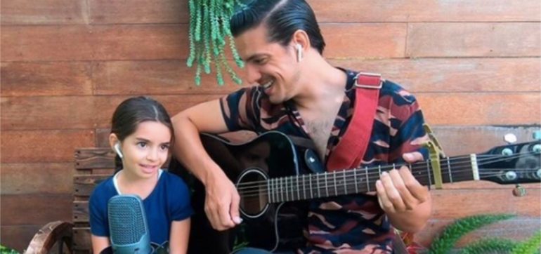 aitana derbez debuta cantante youtube