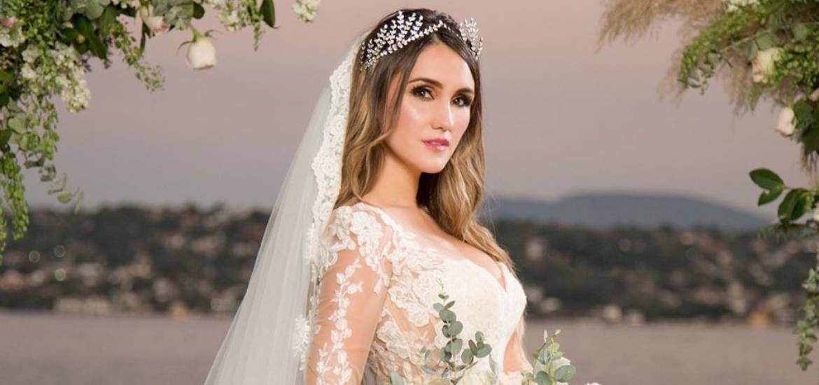 ¡Dulce María anuncia que está embarazada! Revista Caras