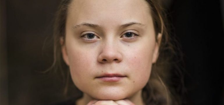 Foto se cree Greta Thunberg viajera tiempo