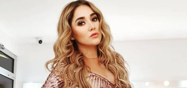 ¡Sorprendente! Sherlyn se transforma y así aparece en televisión