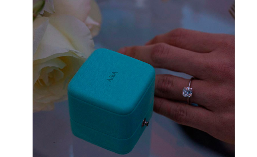 anillo compromiso Alex Fernández