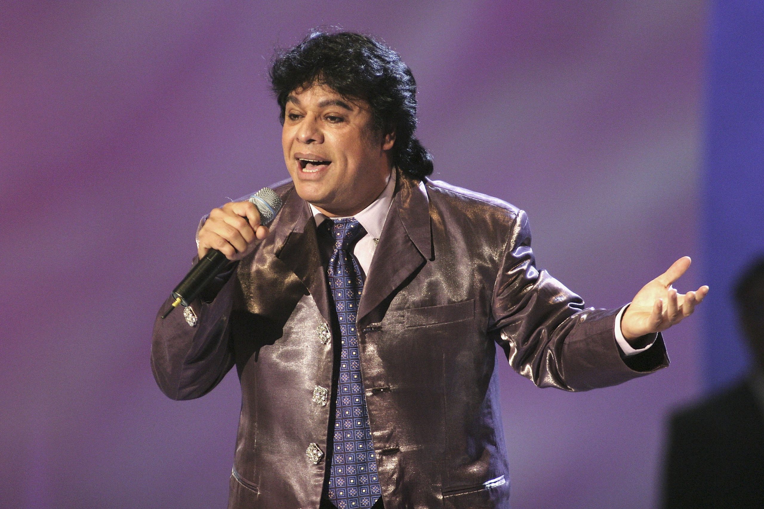 Juan Gabriel biografía completa del Divo de Juárez (vida, canciones y