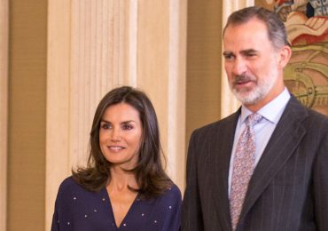 El gobierno español aumenta el sueldo a los reyes de España