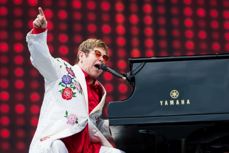 elton john fiesta oscar