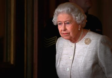 Protocolo para hablarle a la reina