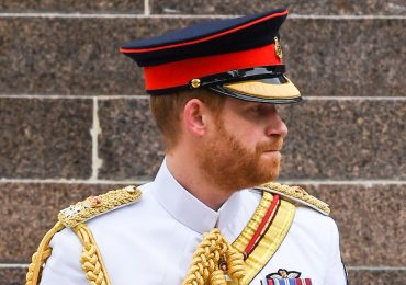 Parecido entre el príncipe Harry y el príncipe Felipe blanco