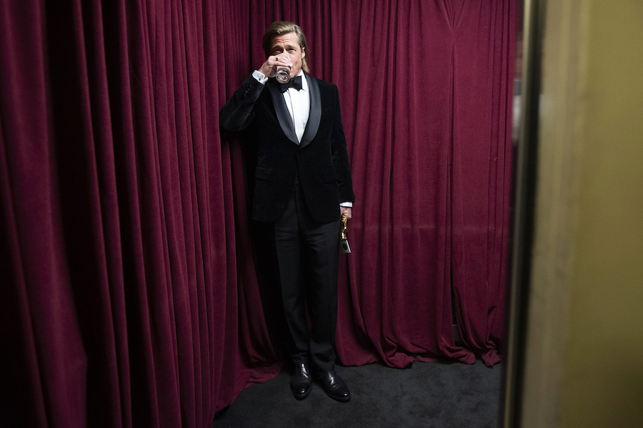 Presentadores premios Oscar 2021 Brad Pitt