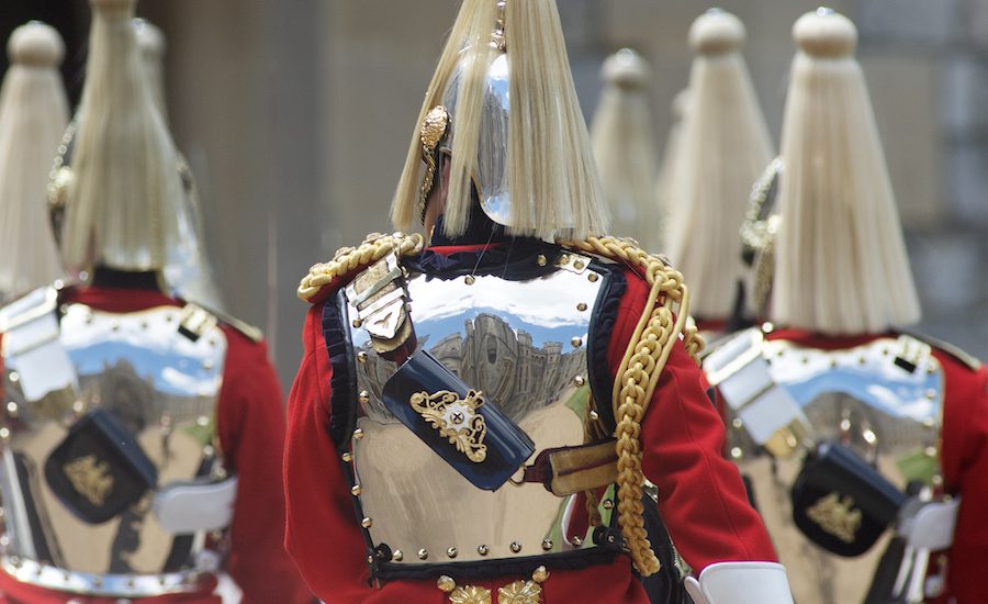 Trooping the Colour 2021 Isabel II caballería