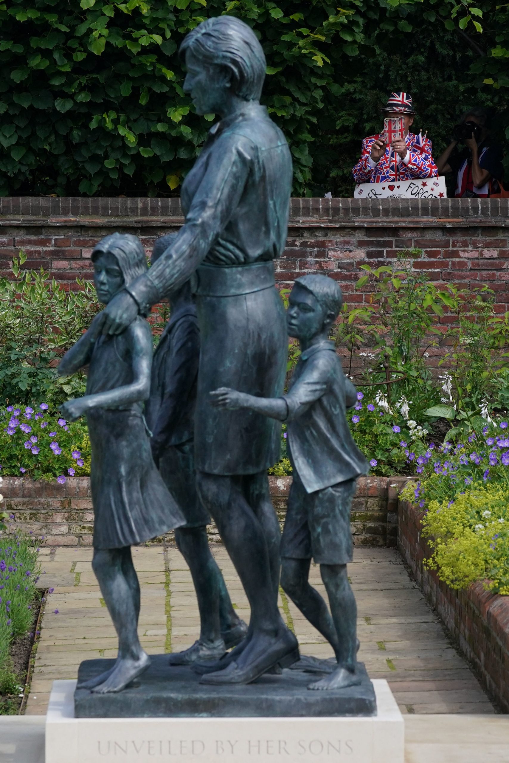 el atuendo de la estatua de Diana