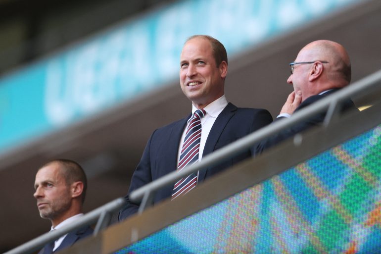 príncipe William festeja el pase de Inglaterra