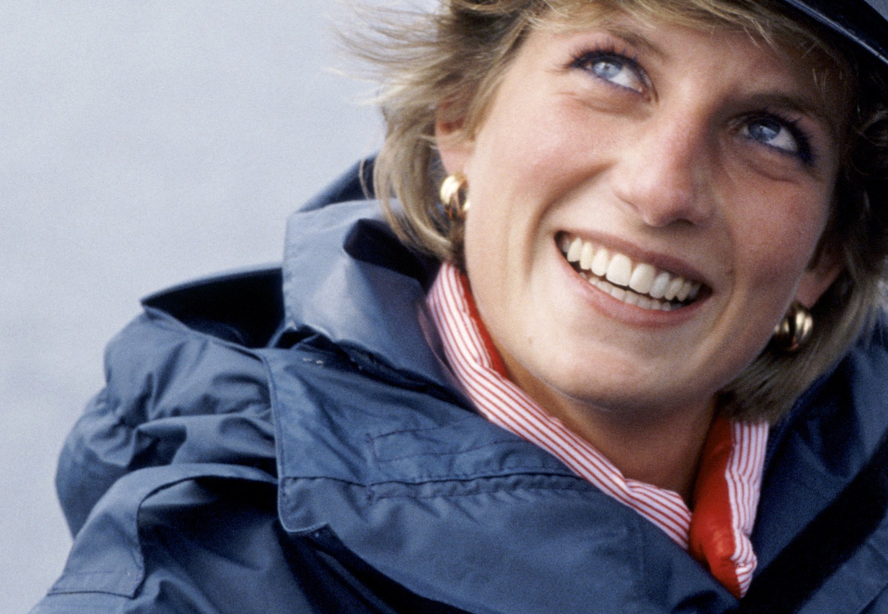 el atuendo de la estatua de Diana