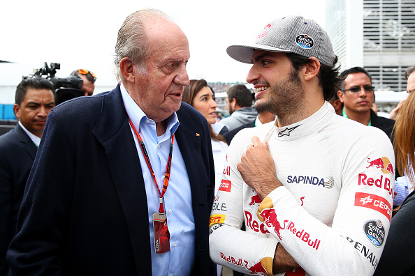 Juan Carlos I y Carlos Sainz