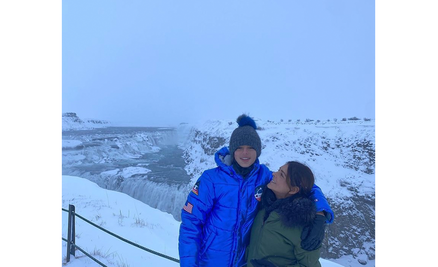 Junto a su hijo Santino, la actriz ha disfrutado cada uno de los momentos que han vivido en Islandia.