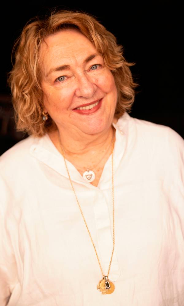 Carmen Armendáriz