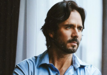 "Vuela alto", el actor José Ron sufre la pérdida de un ser querido