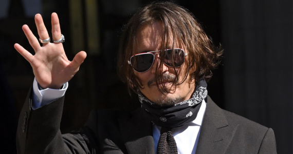 Johnny Depp asegura que nunca ha golpeado a una mujer