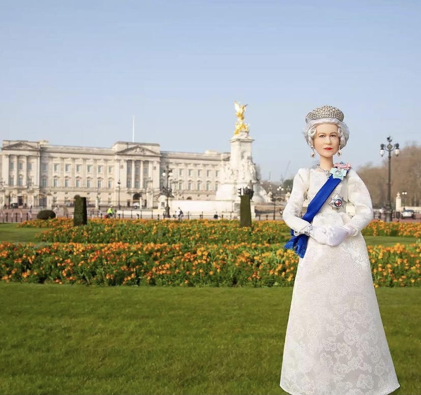La reina Isabel II ya tiene su Barbie por sus 70 años en el trono