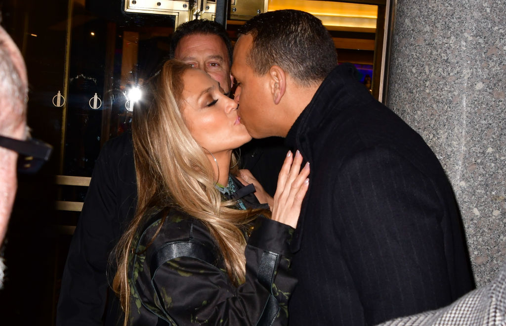jlo y alex