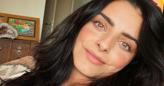 aislinn derbez y jonathan kubben